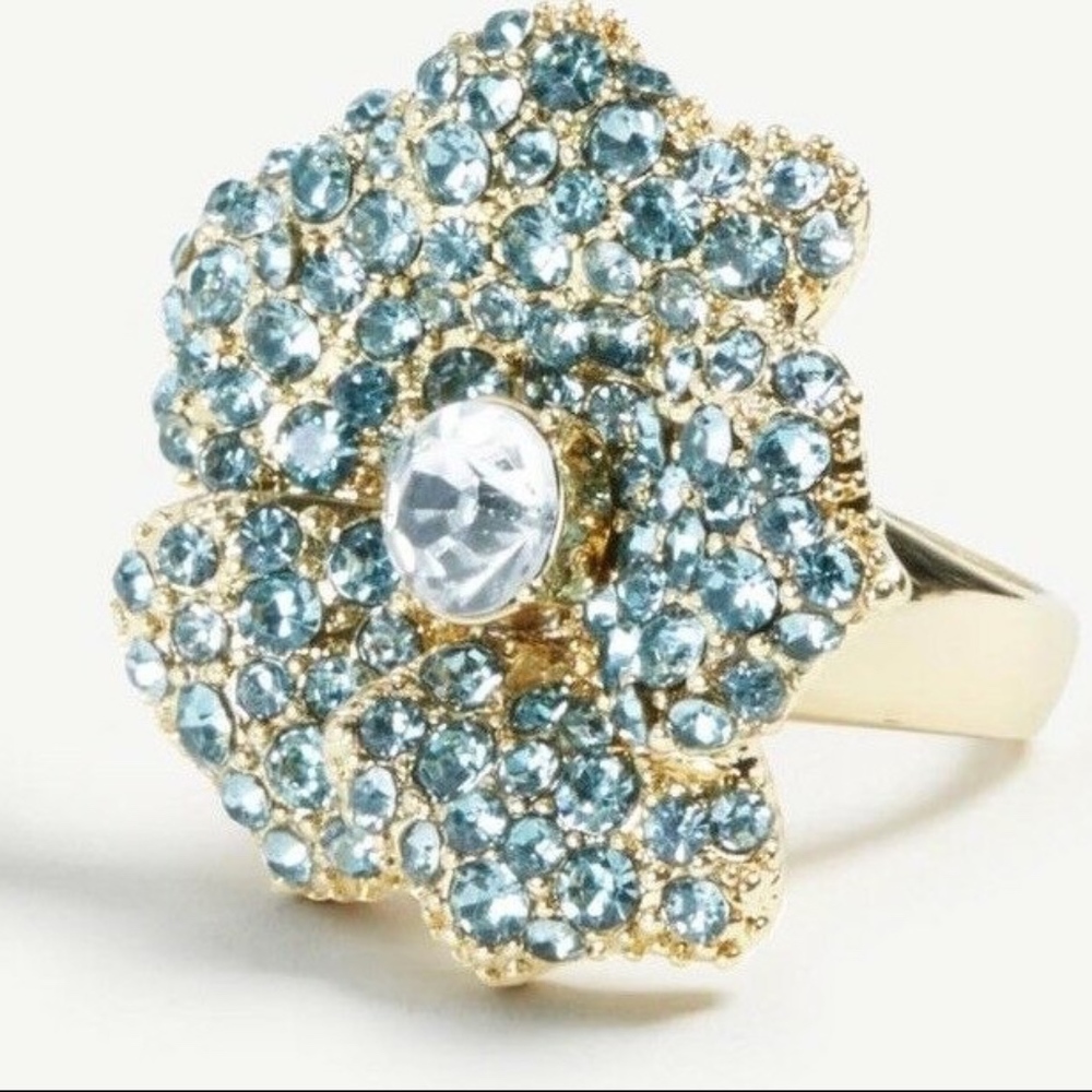 NWT Ann Taylor Large Floral Crystal Ring  8  Aqua